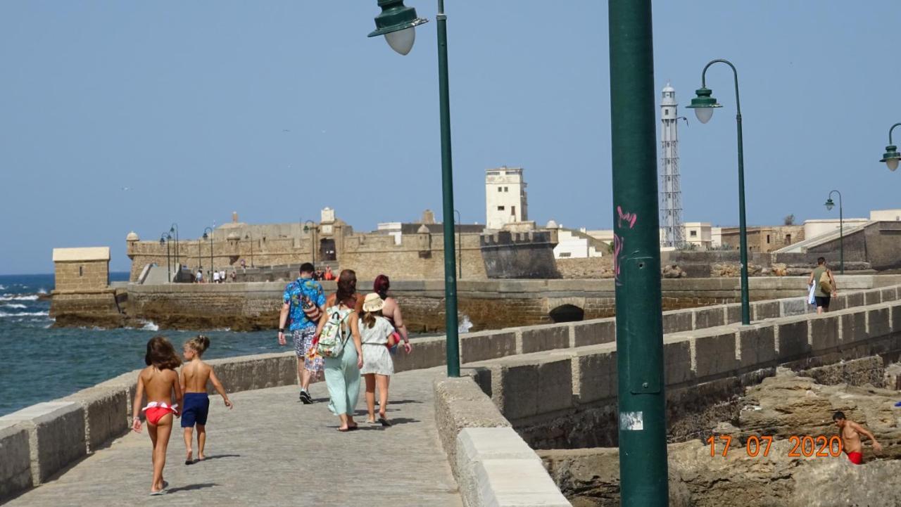 Apartamento Fenicia Con Aparcamiento Incluido Vistas Al Mar Cadiz Dış mekan fotoğraf